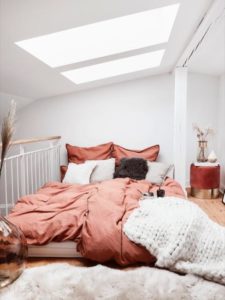 Créer une décoration de chambre à coucher romantique